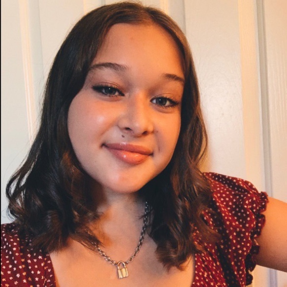 Meet your Posher, Ella